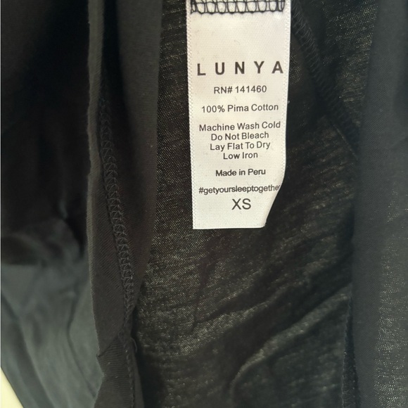 Lunya Pima Cotton Black Muscle Tee sz XS New in original packaging! - Picture 3 of 5